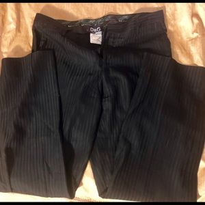 D & G black striped men’s dress pants size 40/54